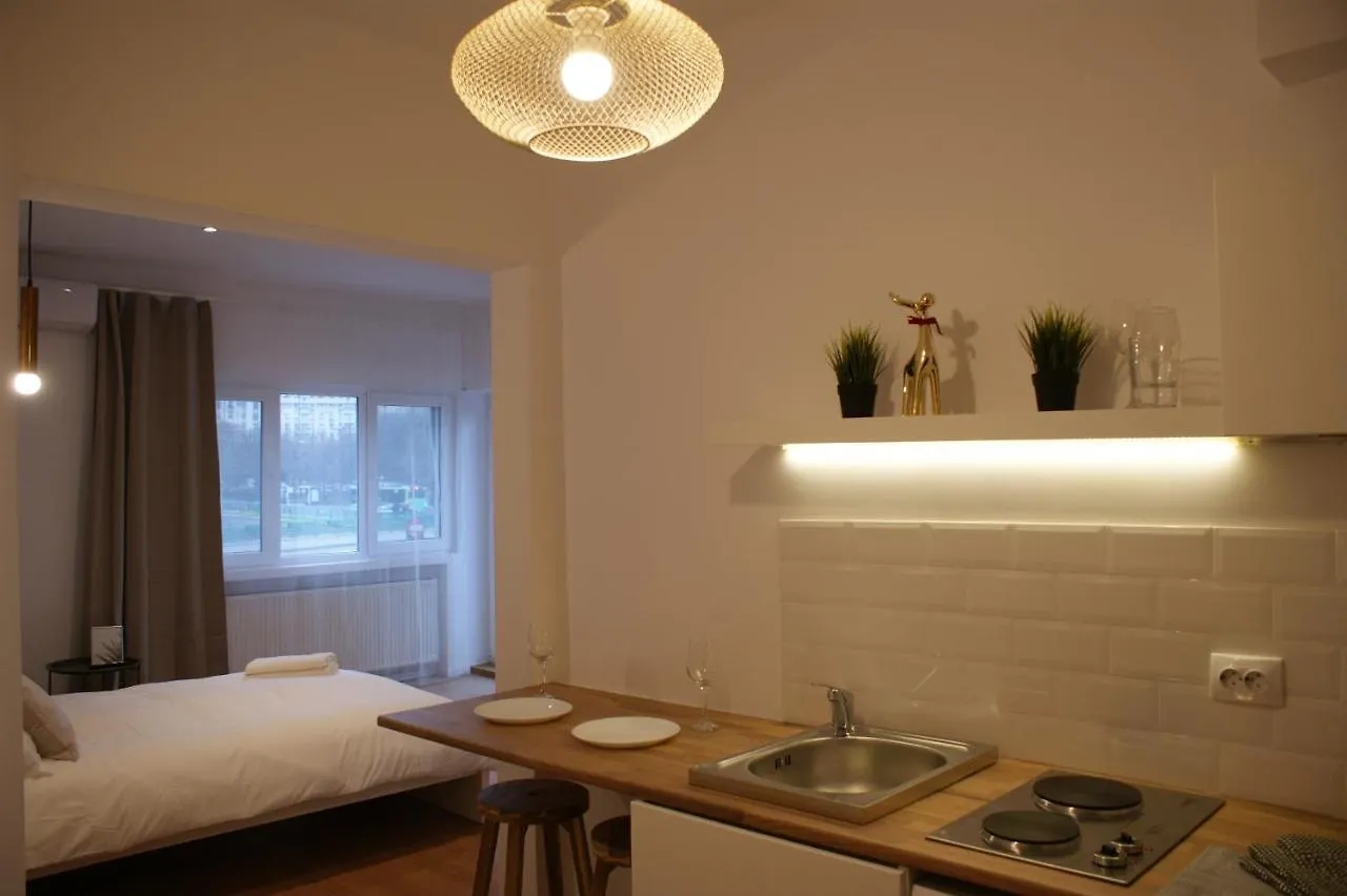 On The River Ultra Central Suites Bucarest 0*,